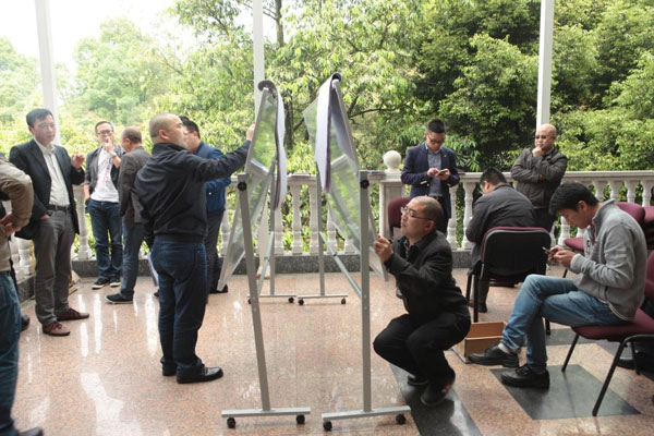 领航未来——五月天伊人久久久久控股组织召开战略研讨会